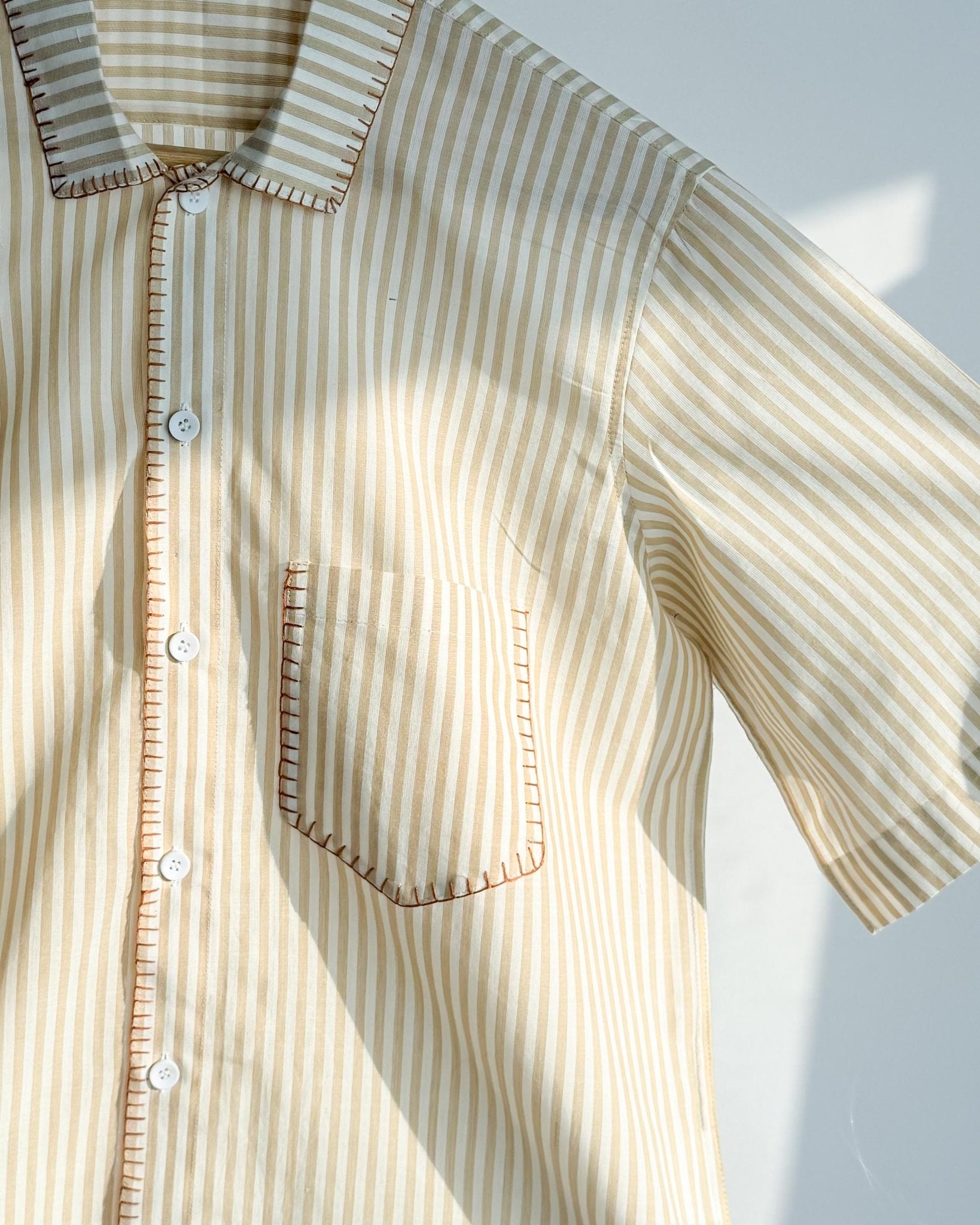 Relaxed Striped Cotton Shirt - Beige - erised pret