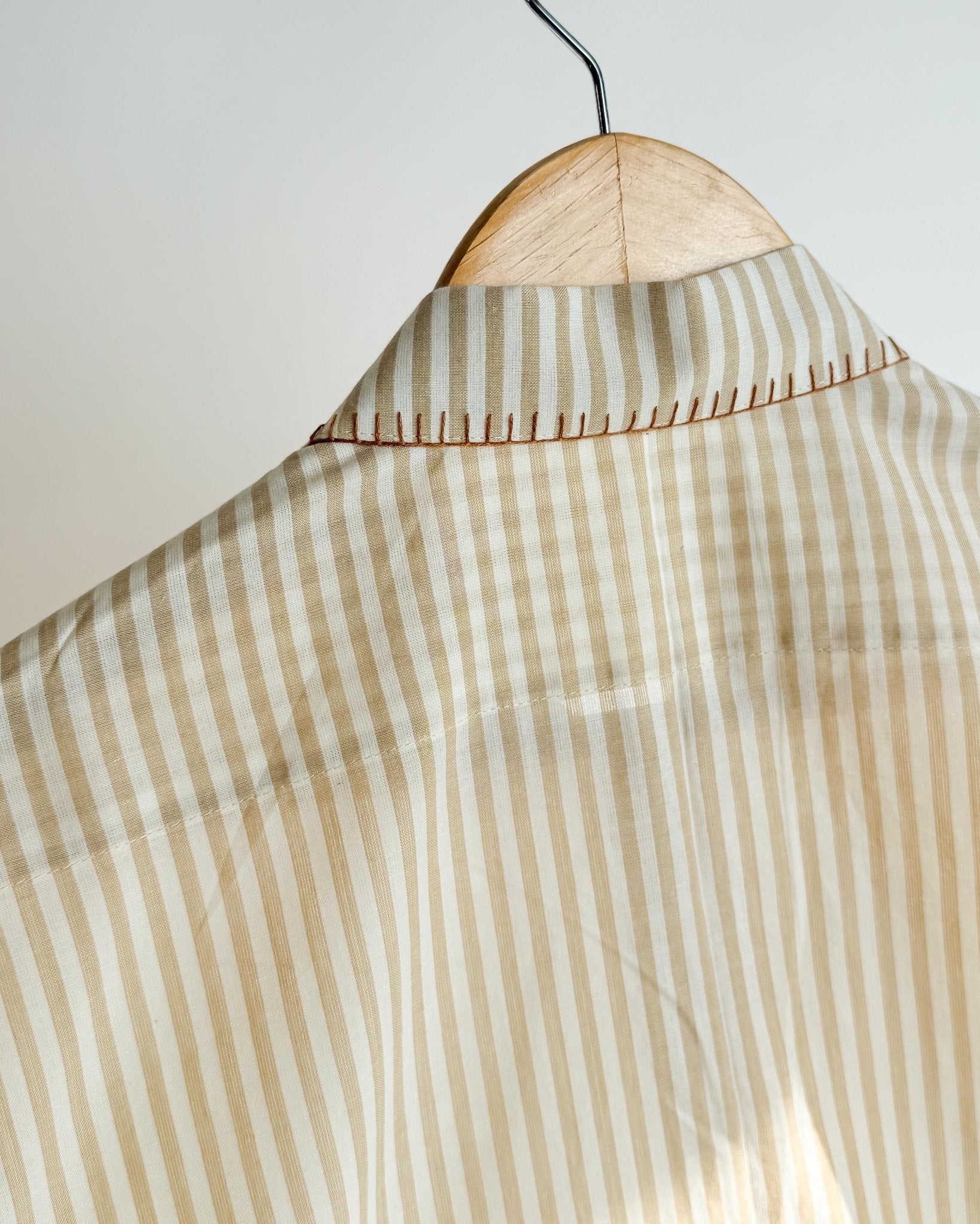 Relaxed Striped Cotton Shirt - Beige - erised pret